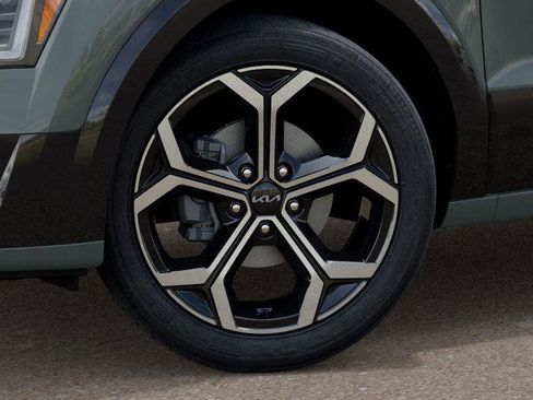 New 2025 Kia Niro EX Touring image 10