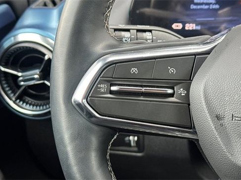 Certified 2024 Chevrolet Equinox EV LT image 34