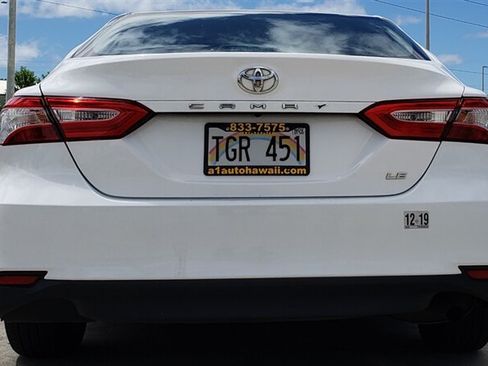 Used 2018 Toyota Camry LE FWD image 8