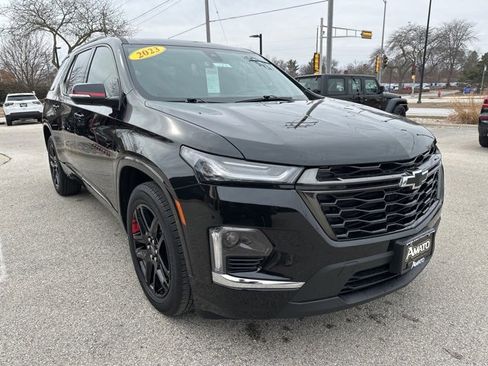Used 2023 Chevrolet Traverse Premier w/ Redline Edition image 4