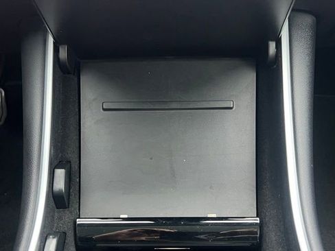 Used 2018 Tesla Model 3 Mid Range image 26