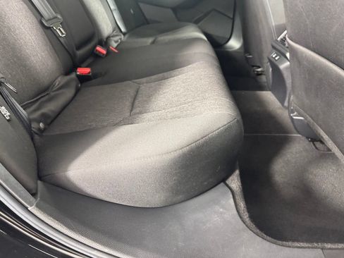 Used 2025 Honda Accord SE image 31