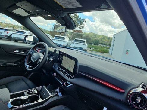 Used 2026 Chevrolet Equinox RS w/ Convenience Package III image 29