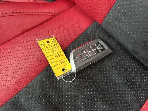 Used 2025 Acura MDX A-Spec image 39