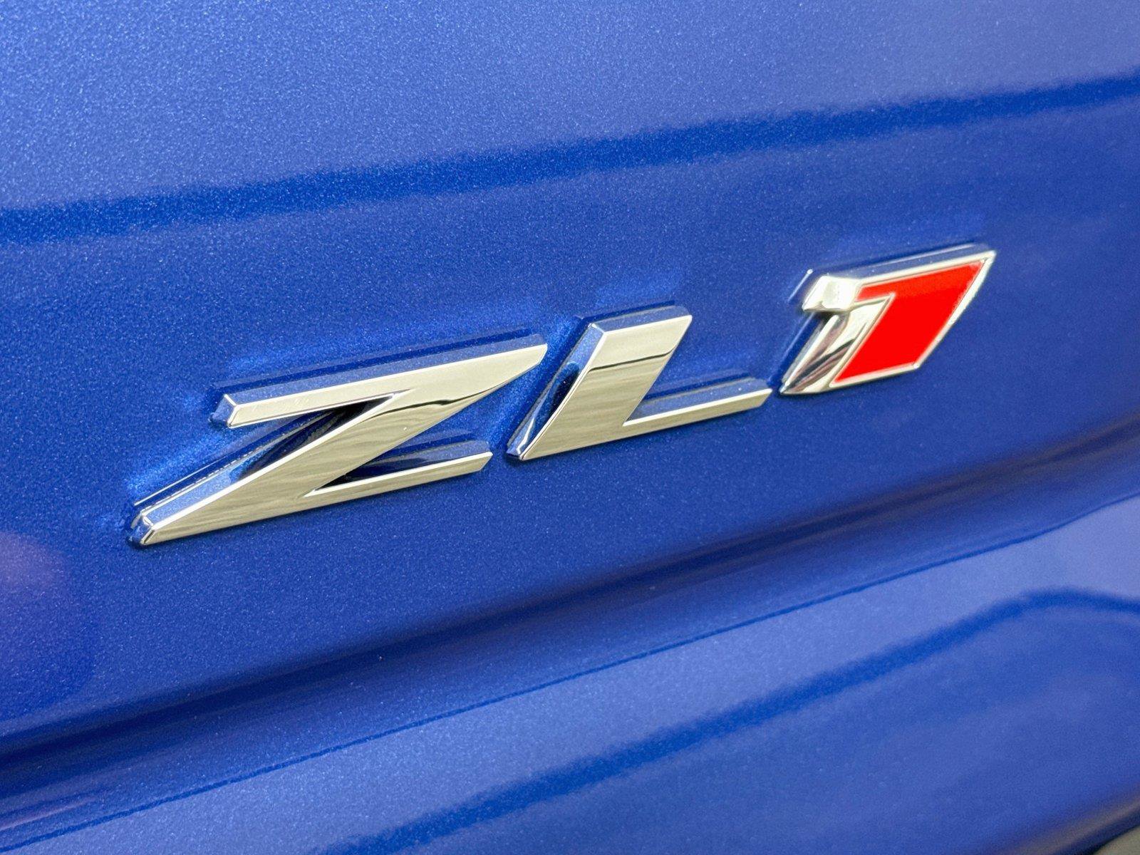 Used 2022 Chevrolet Camaro ZL1 RWD image 38
