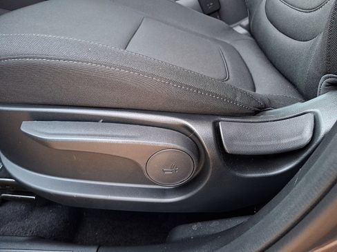 Used 2026 Hyundai Tucson SE AWD/4WD image 14