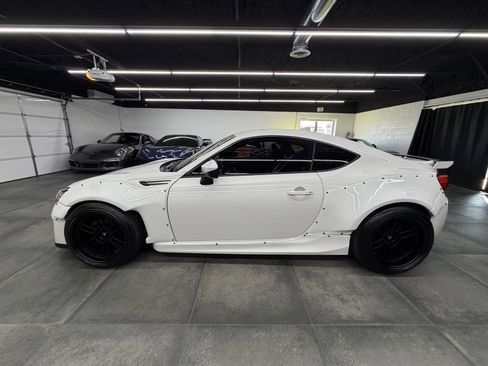 Used 2017 Subaru BRZ Limited image 3