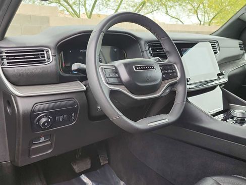 Used 2024 Jeep Wagoneer L Series II w/ Flexible Seating Group image 2