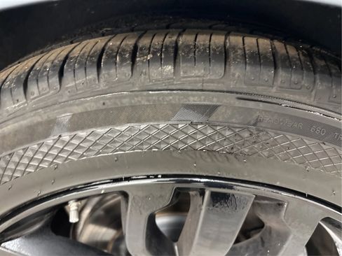 Used 2018 Land Rover Range Rover Sport HSE image 33