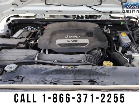 Used 2018 Jeep Wrangler Unlimited Sport S AWD/4WD image 13
