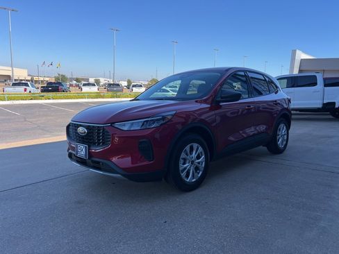 New 2026 Ford Escape Active image 3