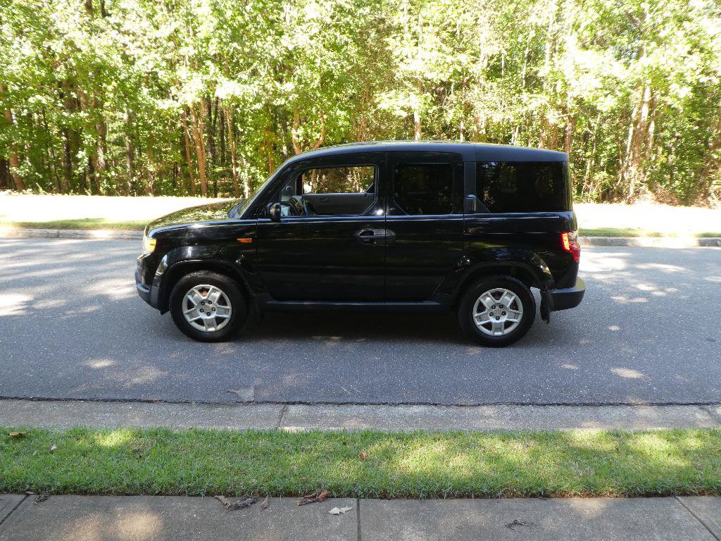 Used 2011 Honda Element LX image 29