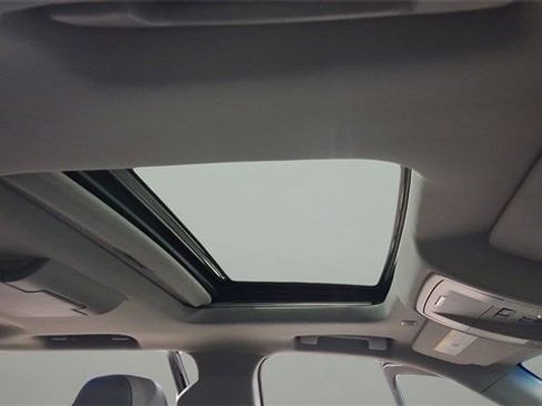 Used 2017 Chevrolet Tahoe LT image 21