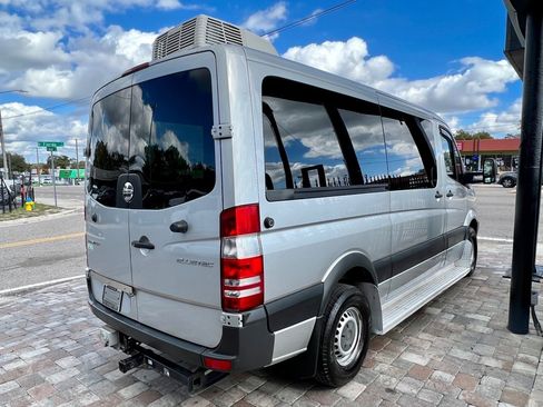 Used 2014 Freightliner Sprinter 2500 image 8