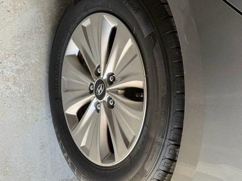 Used 2018 Hyundai Sonata SE FWD image 41