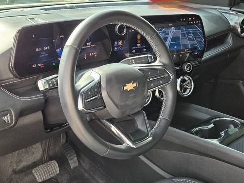 Certified 2024 Chevrolet Blazer EV LT AWD/4WD image 18