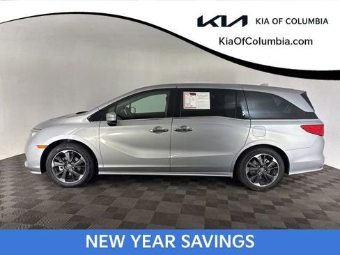 Used 2024 Honda Odyssey Elite image 5