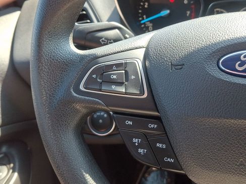 Used 2019 Ford Escape SE image 21