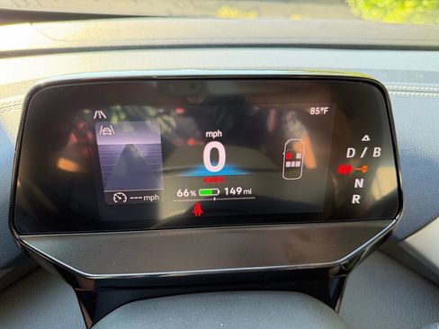 New 2025 Volkswagen ID.4 Pro S Plus image 30