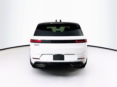 New 2026 Land Rover Range Rover Sport Dynamic SE image 6
