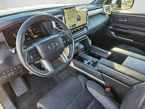 Used 2025 Toyota Tundra Platinum w/ TRD Off-Road Package AWD/4WD image 12