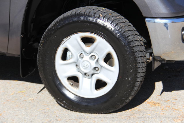 Used 2018 Toyota Tundra SR5 AWD/4WD image 15