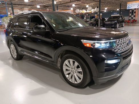 Used 2020 Ford Explorer Limited AWD/4WD image 4