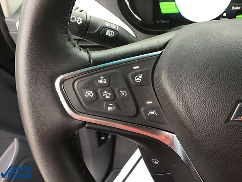 Used 2019 Chevrolet Bolt Premier w/ Infotainment Package image 31