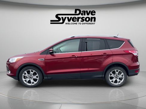 Used 2016 Ford Escape Titanium AWD/4WD image 2