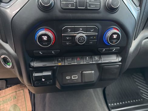 Certified 2020 Chevrolet Silverado 1500 LT w/ All-Star Edition image 29