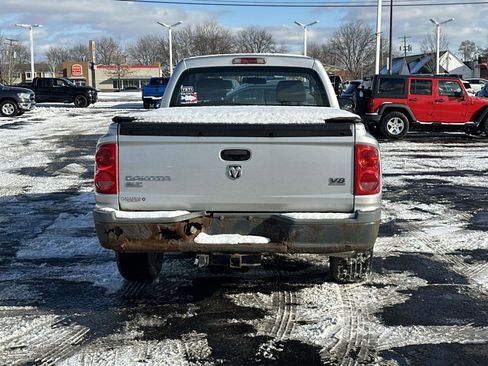 Used 2008 Dodge Dakota SXT image 5