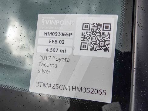 Used 2017 Toyota Tacoma TRD Off-Road w/ Tow Package image 29