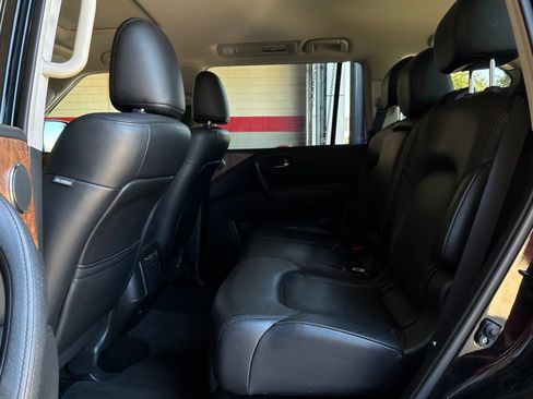 Used 2024 Nissan Armada SL RWD image 12