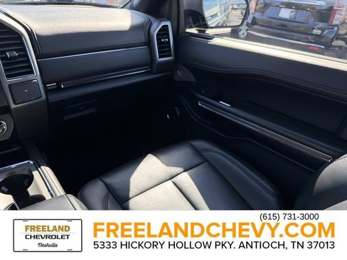 Used 2021 Ford Expedition Max XLT image 18
