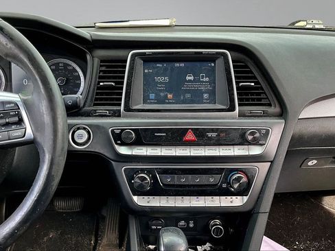 Used 2018 Hyundai Sonata SEL FWD image 9