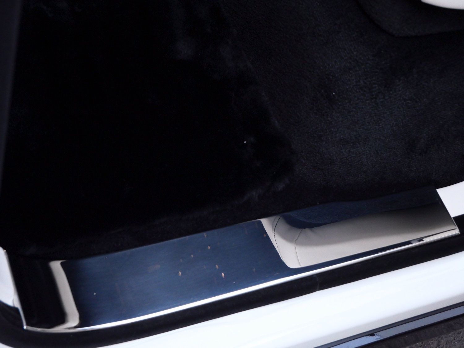 Certified 2025 Rolls-Royce Cullinan AWD/4WD image 9
