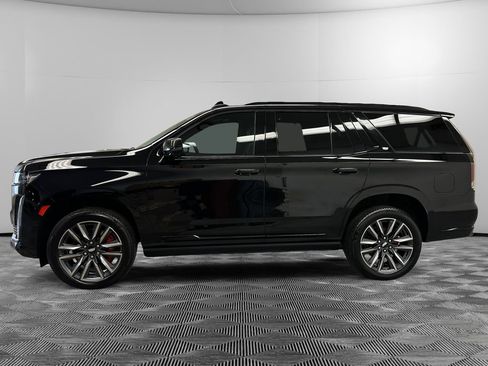 Used 2022 Cadillac Escalade Sport Platinum w/ Heavy-Duty Trailer Package AWD/4WD image 2