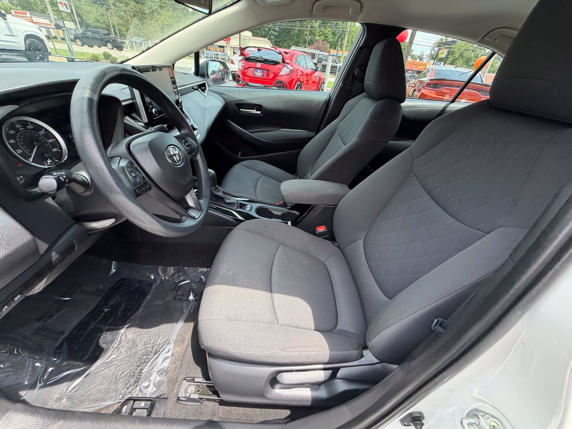 Used 2021 Toyota Corolla LE FWD image 15