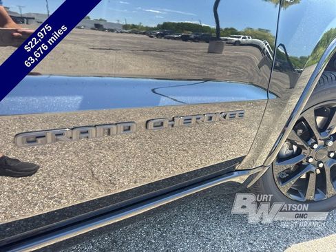 Used 2021 Jeep Grand Cherokee Laredo X AWD/4WD image 11