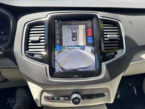 Certified 2025 Volvo XC90 B6 Plus w/ Protection Package Premier AWD/4WD image 26