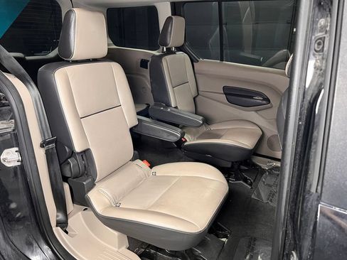 Used 2017 Ford Transit Connect Titanium FWD image 25
