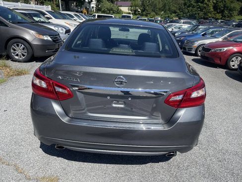Used 2017 Nissan Altima 2.5 S w/ Power Driver Seat Package FWD image 6