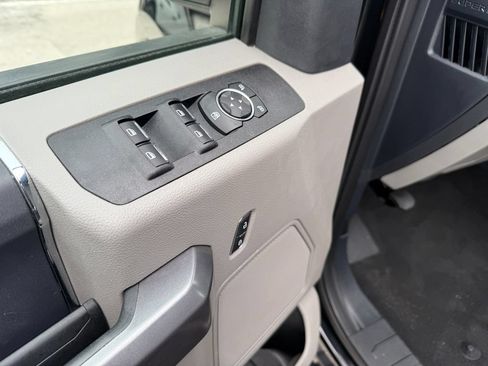 Used 2022 Ford F250 XLT AWD/4WD image 19