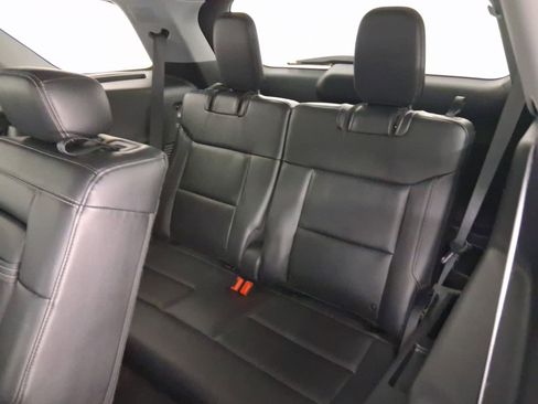 Used 2023 Ford Explorer Limited image 29