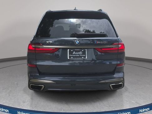 Used 2022 BMW X7 M50i w/ Cold Weather Package AWD/4WD image 7