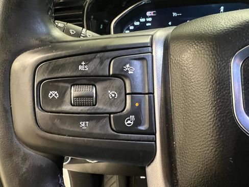 Used 2025 GMC Sierra 1500 SLT image 43