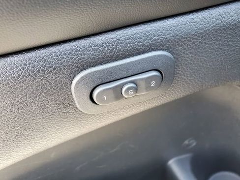 Used 2018 Jeep Grand Cherokee Limited AWD/4WD image 21