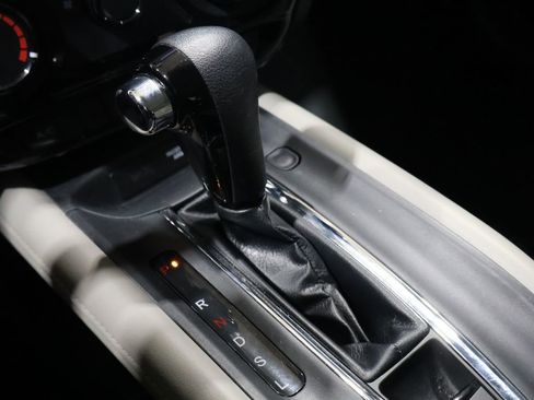 Used 2022 Honda HR-V LX image 29