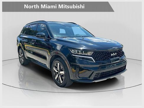 Used 2022 Kia Sorento S FWD image 1