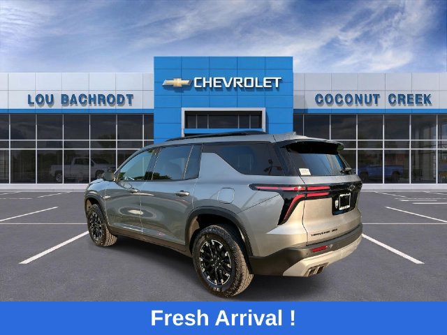 Used 2025 Chevrolet Traverse Z71 w/ Driver Confidence Package AWD/4WD image 6